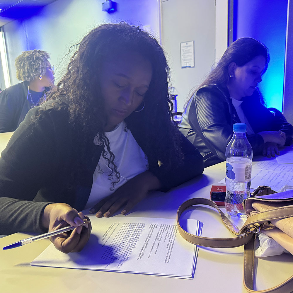 Sem Título-2_0003_IMG_5556